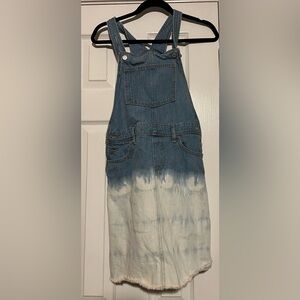 Overall dress